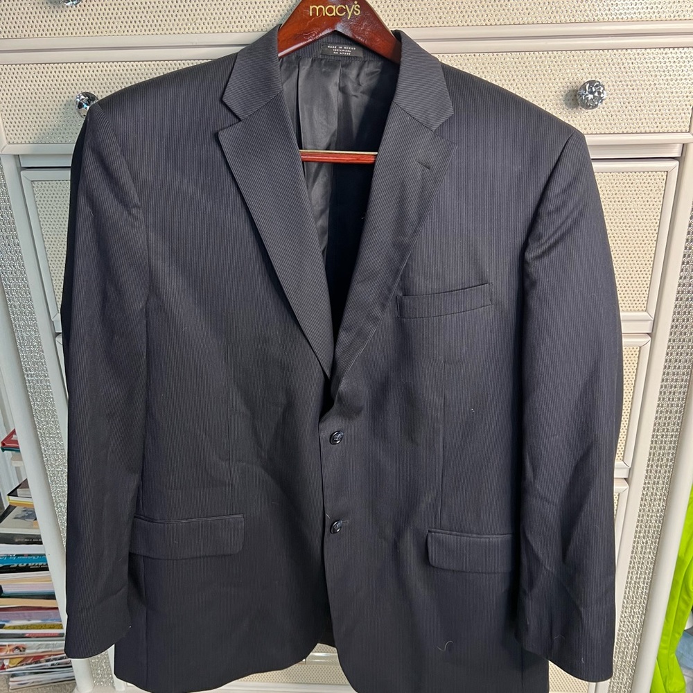 Jones New York Men’s navy back pinstripe suit, 46L, 40 x 30 pants, used - Picture 2 of 8